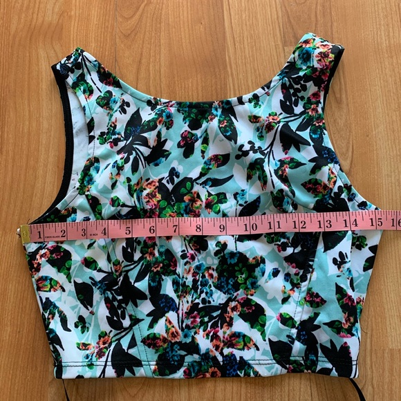 ❌SOLD❌ Forever 21 Floral Crop Top & Pencil Skirt - Picture 5 of 9